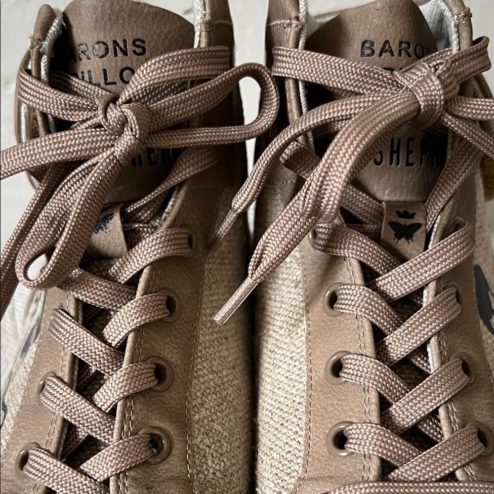 Like New! Baron Papillon Paris Luxury Vegan Sneakers in Size 39 FR - Picture 5 of 14
